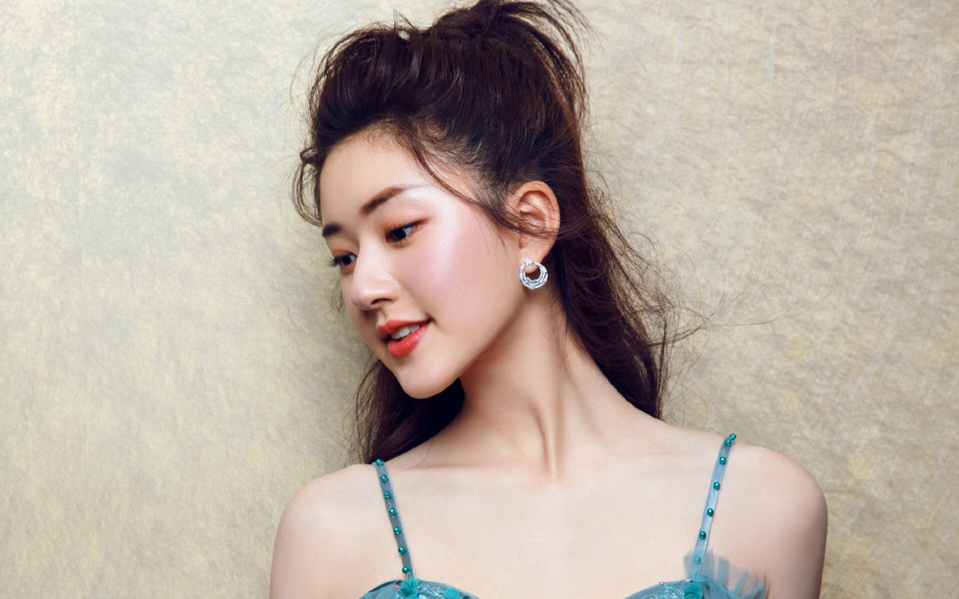 《深度采访：最具影响力的电竞选手背后故事》，关于电竞人物的采访