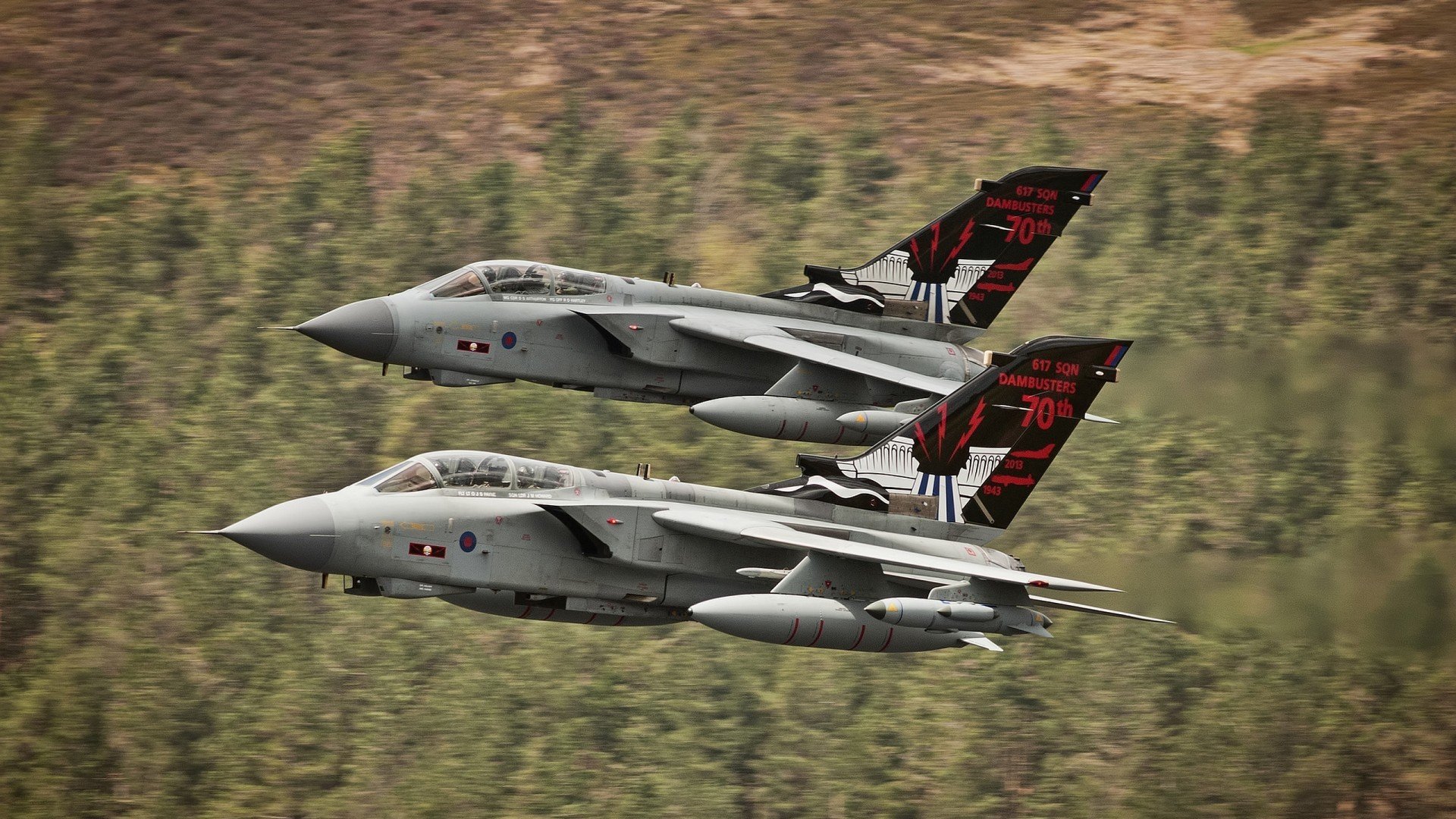 切尔西3-2热刺,蓝军逆转取胜,切尔西热刺补时先后错失绝杀