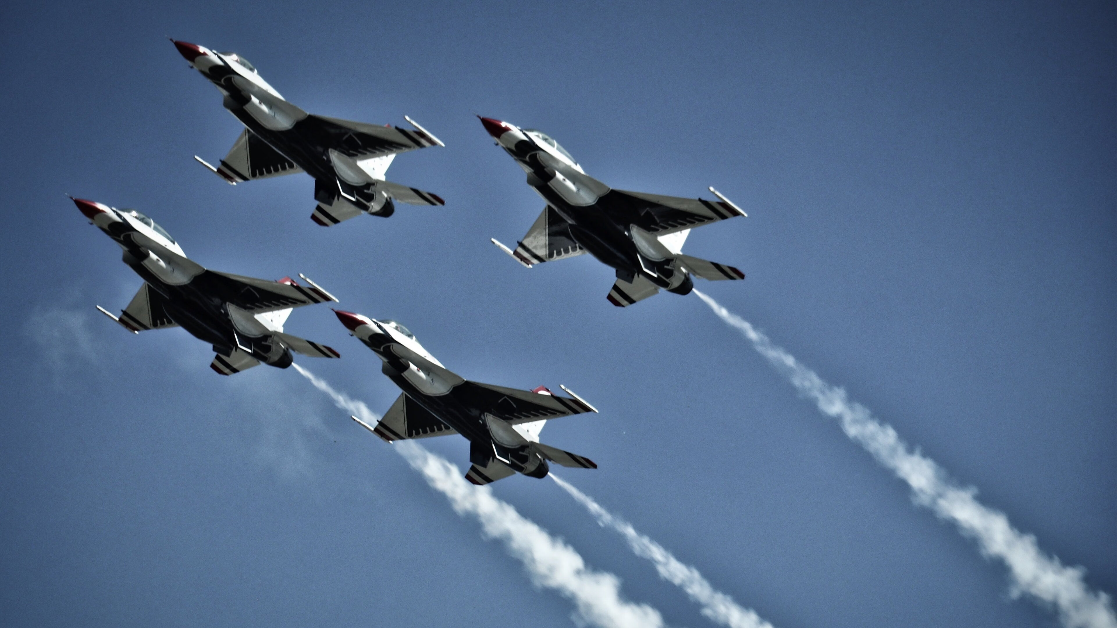 开云体育入口-博卡后场出球压力大，组织受限，博卡俱乐部球衣