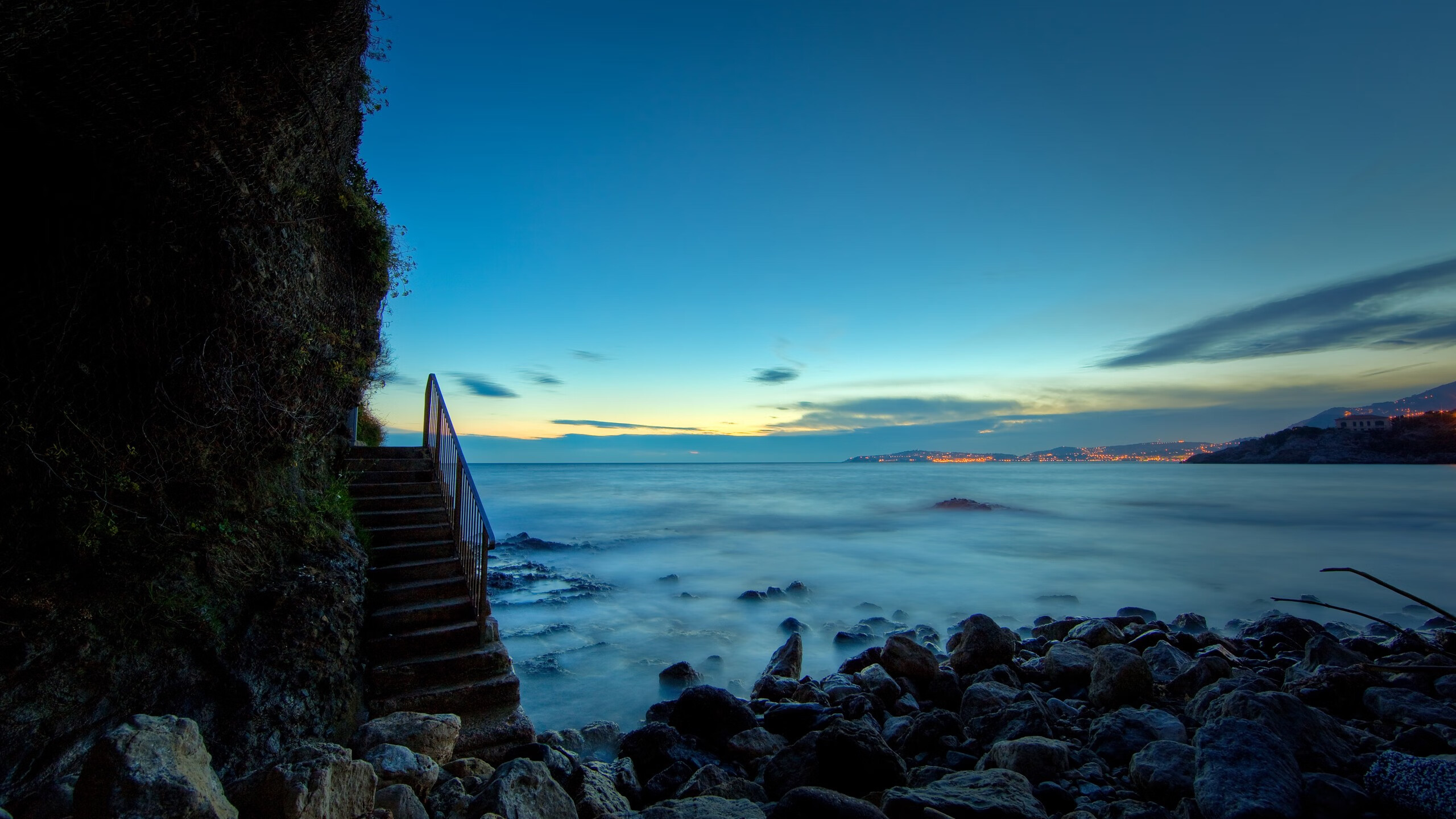 开云在线直播-校园足球设置赛后技术讲评环节引导学生自主分析，校园足球课程教学指南