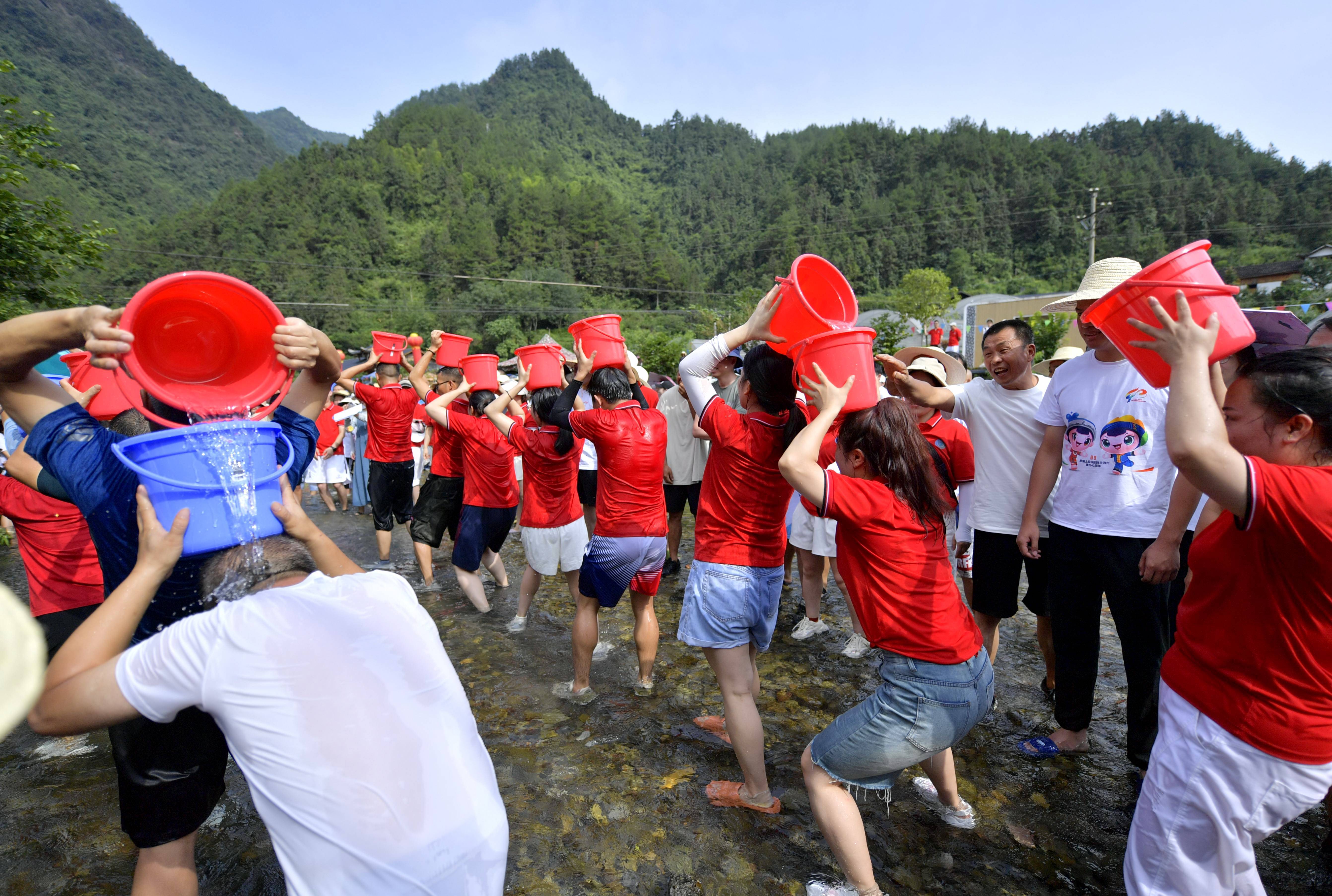夏季运动会:展现多种体育项目的激情的简单介绍 夏季运动会:展现多种体育项目的激情的简单介绍