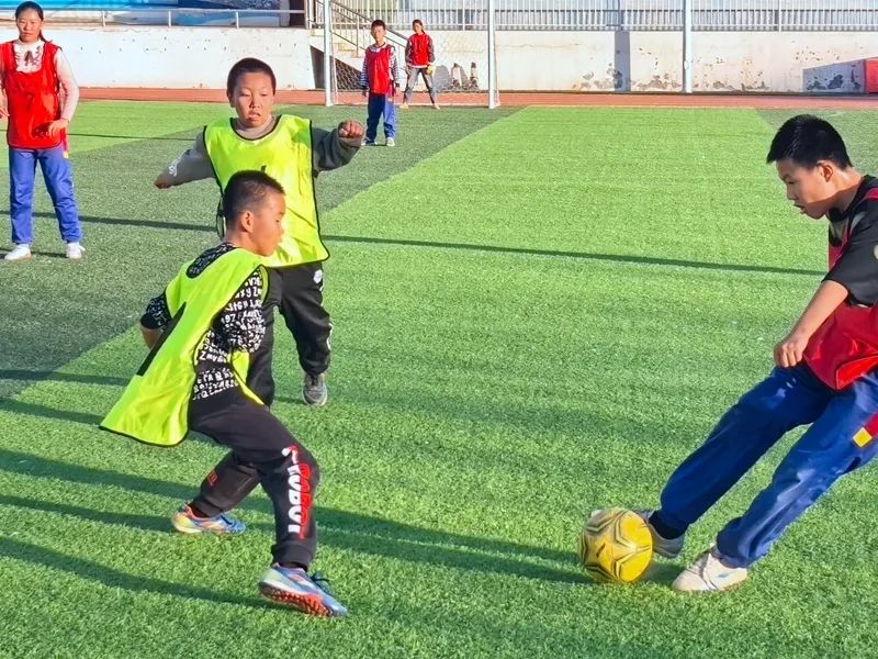 如何让青少年对足球运动产生热情？