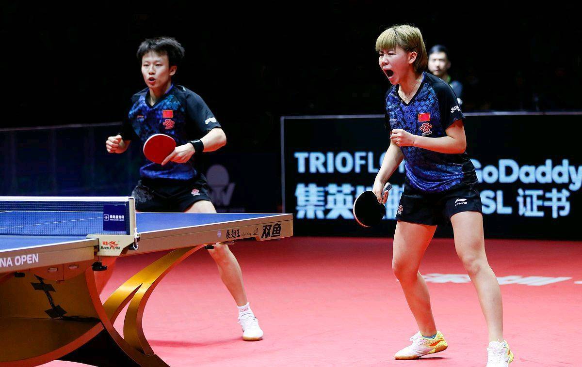 职业生涯中的挑战：运动员的抉择与成长