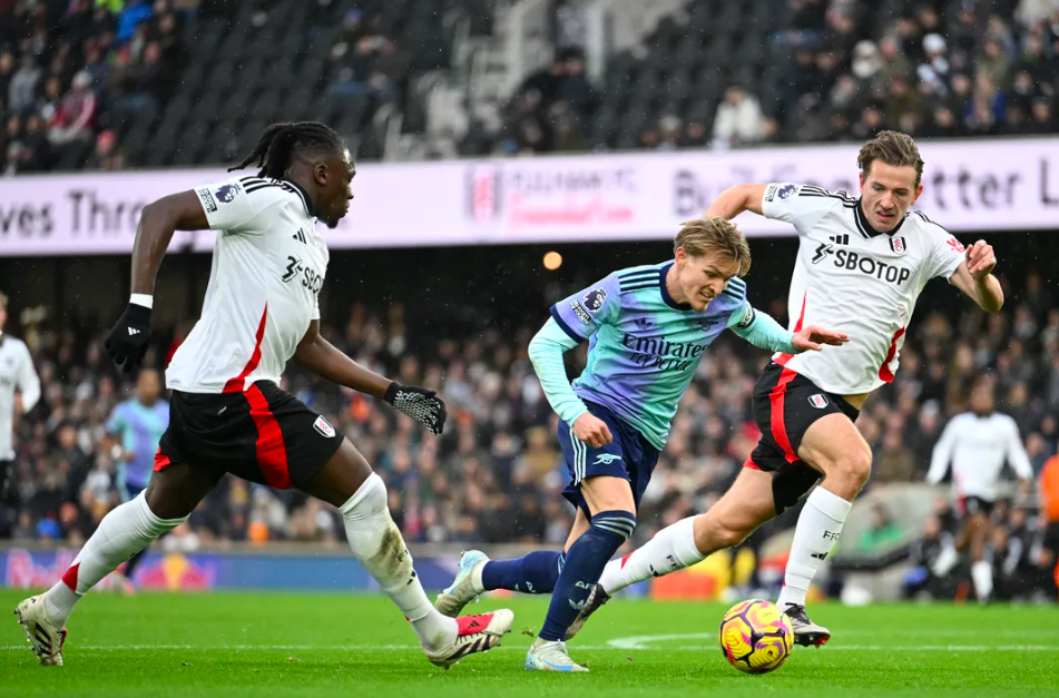 热刺主场迎战切尔西,伦敦德比的火药味的简单介绍 热刺主场迎战切尔西,伦敦德比的火药味的简单介绍