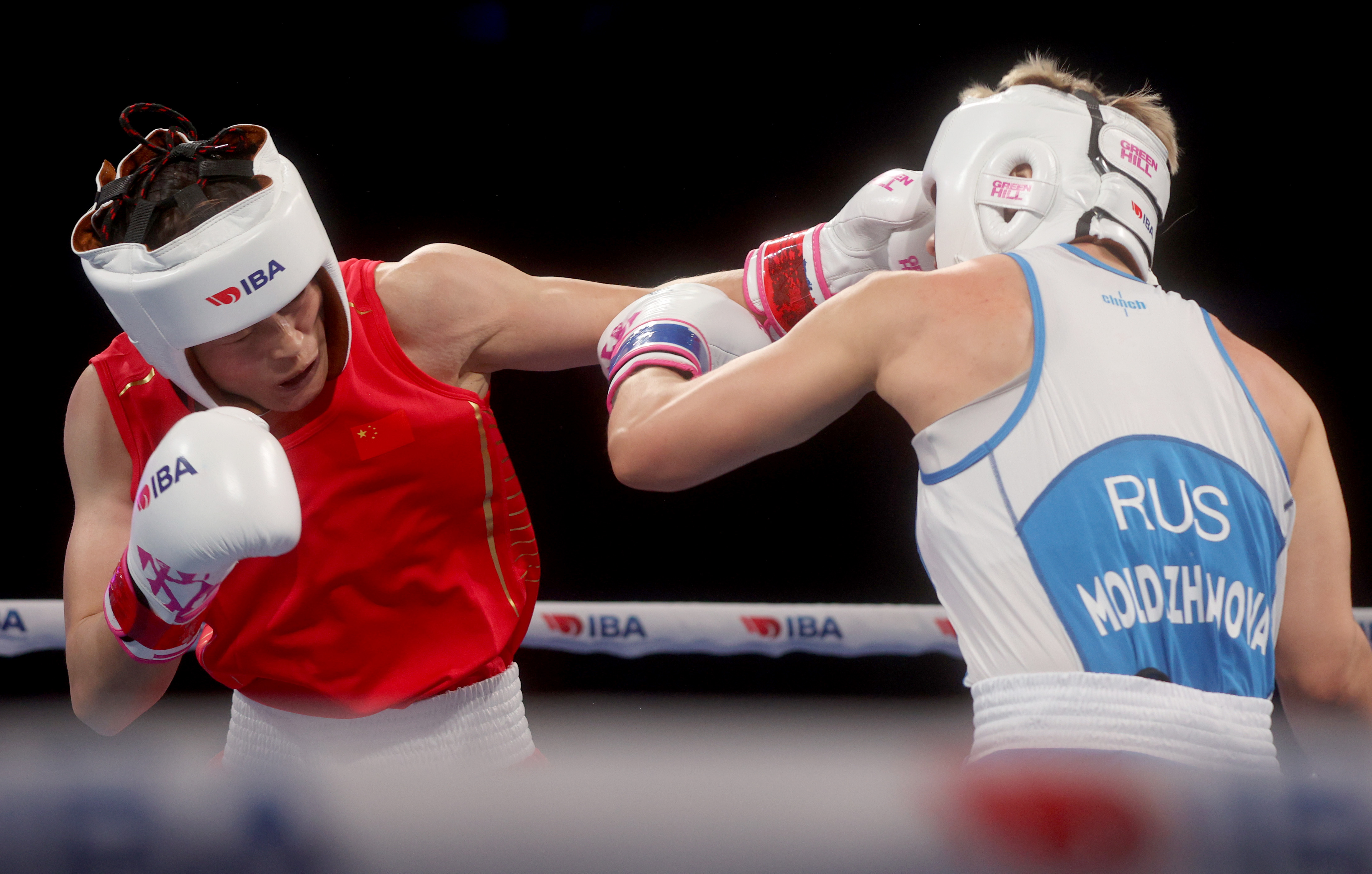 各类比赛中运动员的竞技状态与表现